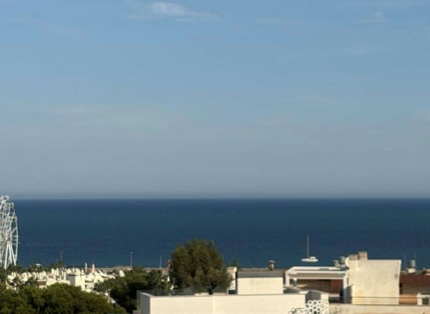 Resale - Apartment -
Benalmadena
