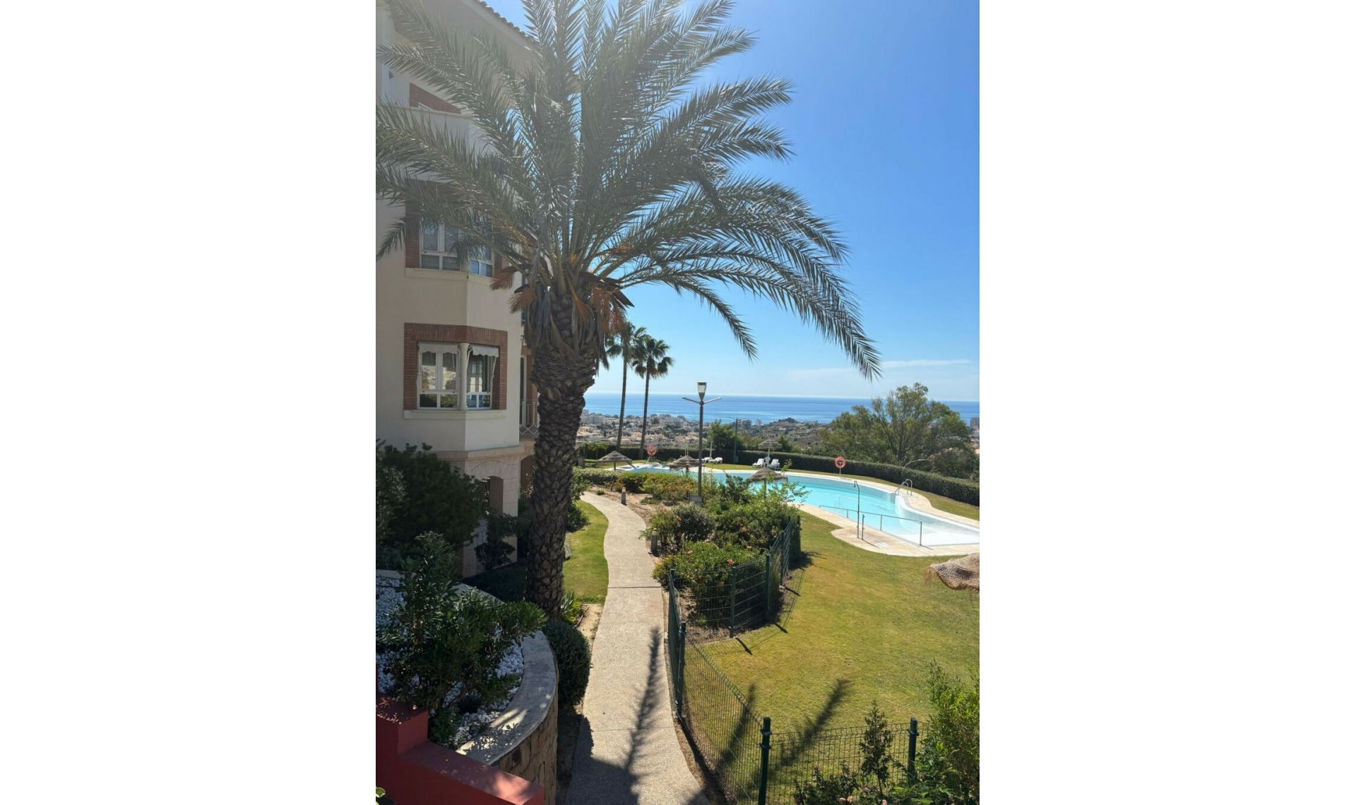 Resale - Apartment -
Benalmadena