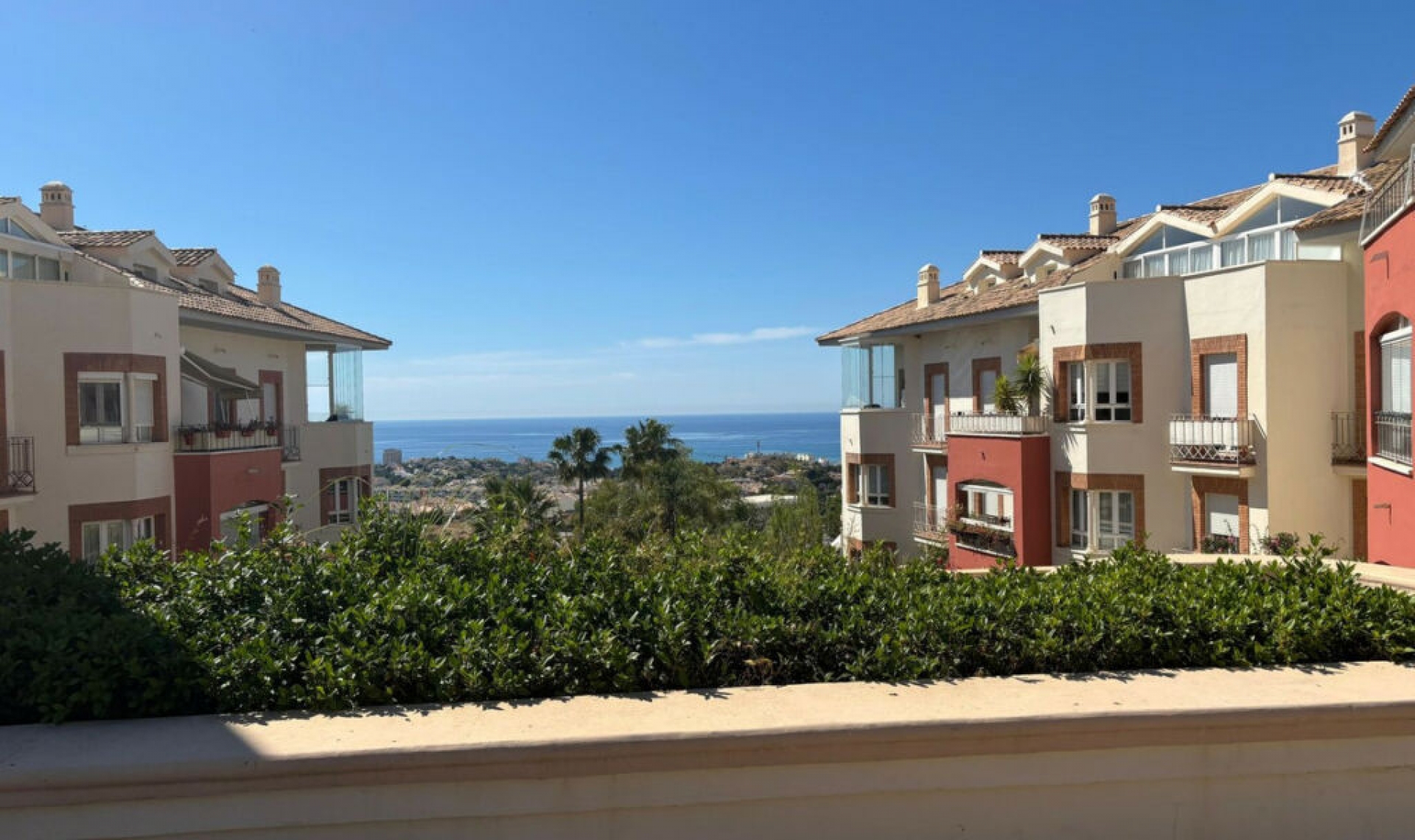 Resale - Apartment -
Benalmadena