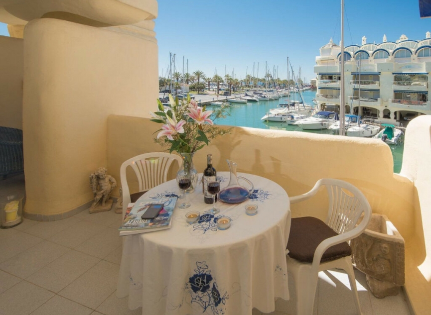 Resale - Apartment -
Benalmadena