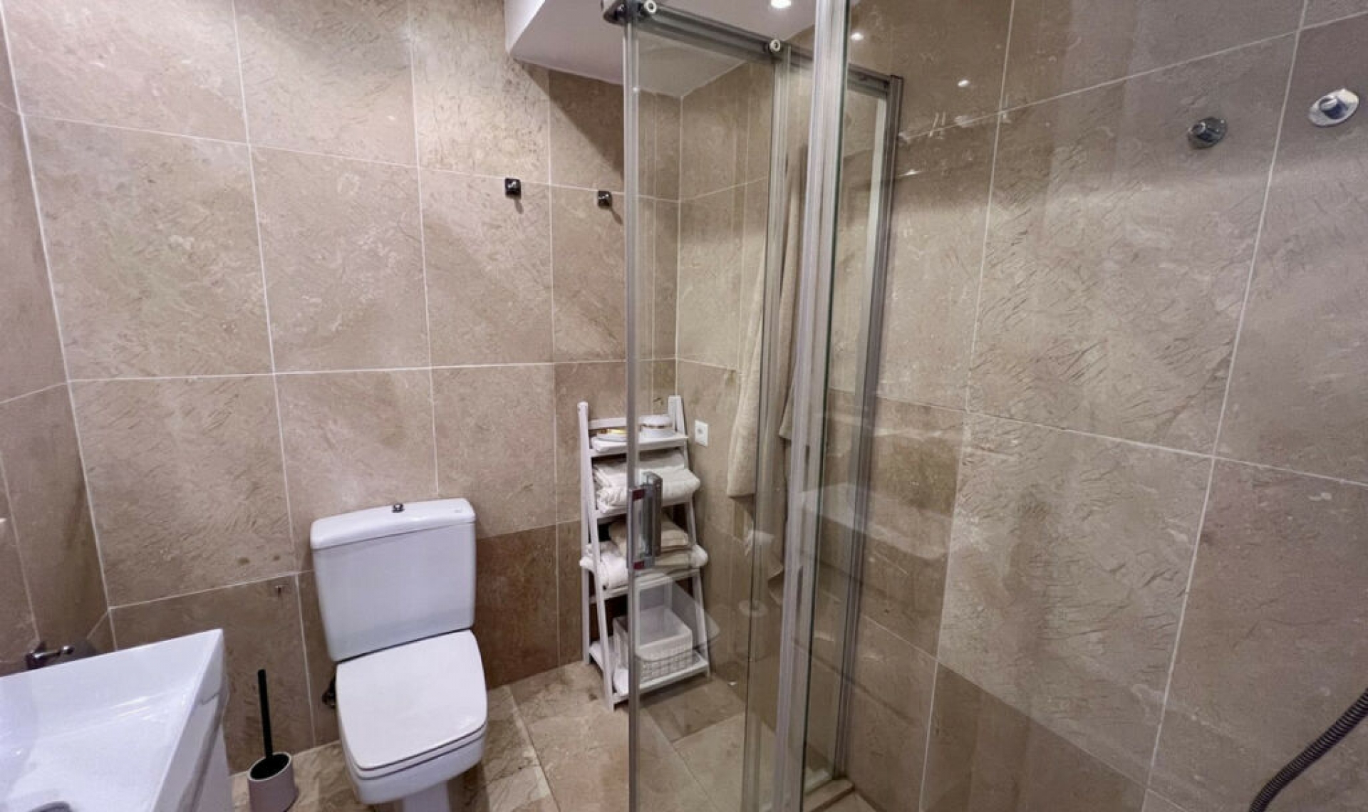 Resale - Apartment -
Benavista