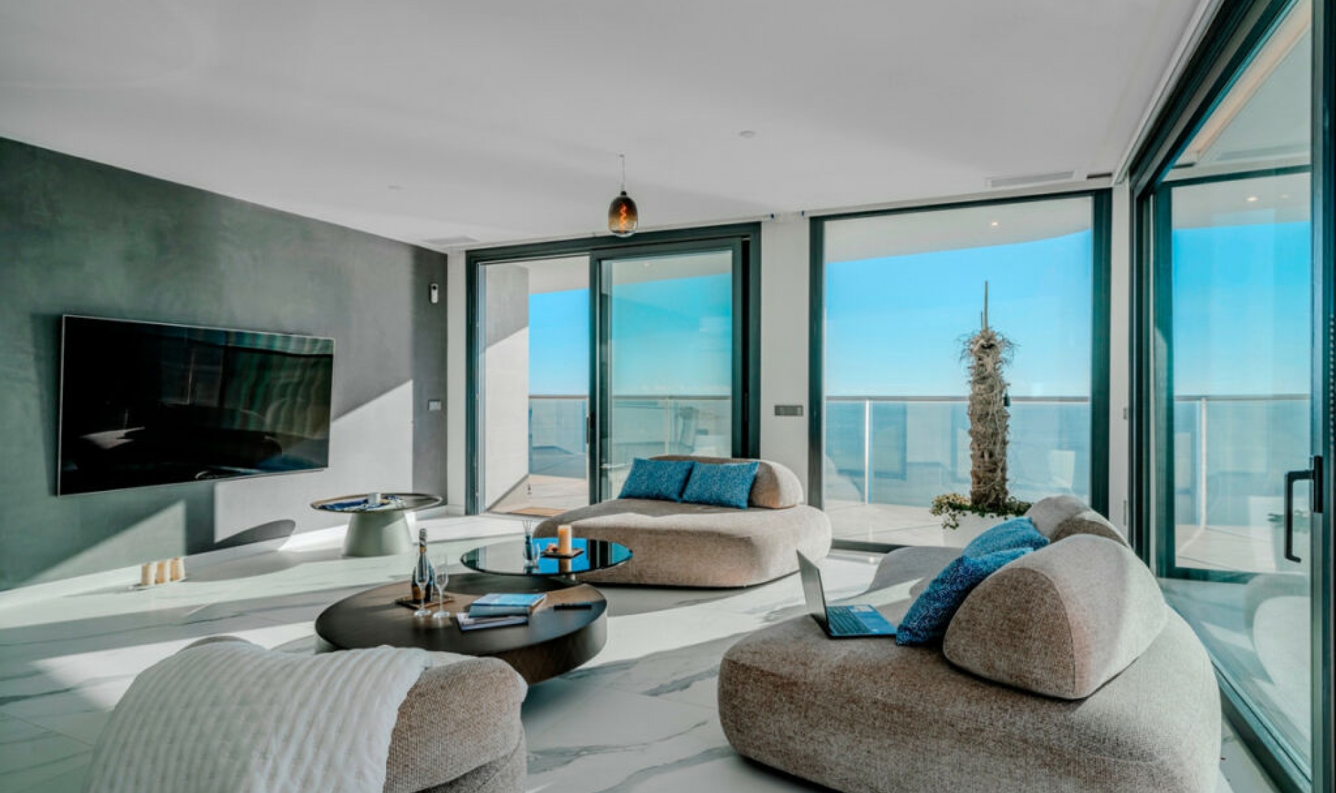 Resale - Apartment -
Benidorm