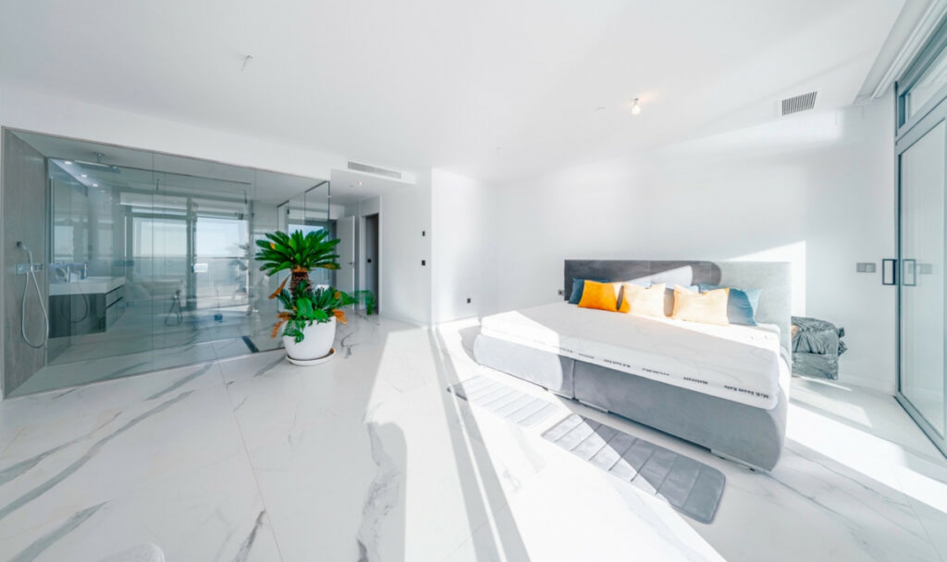 Resale - Apartment -
Benidorm