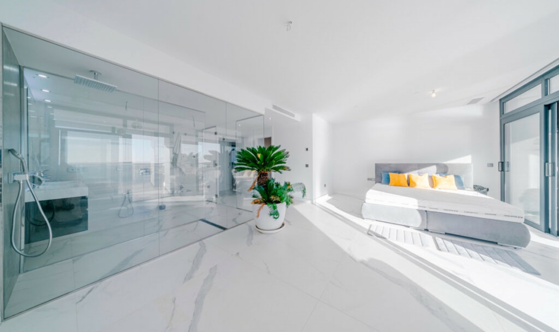 Resale - Apartment -
Benidorm