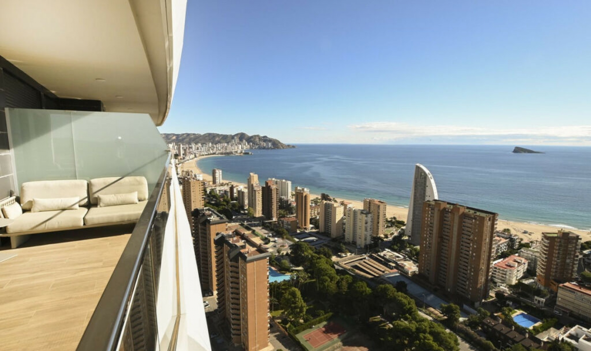 Resale - Apartment -
Benidorm