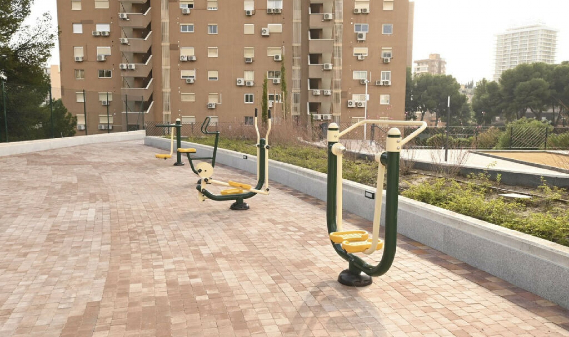 Resale - Apartment -
Benidorm