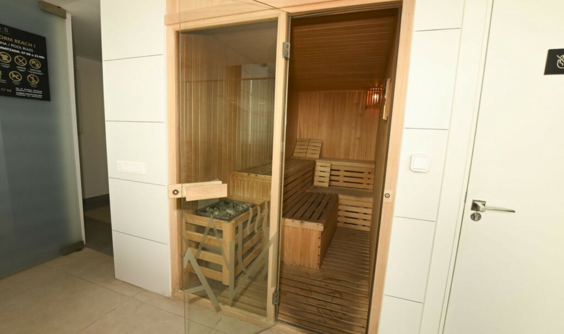 Resale - Apartment -
Benidorm