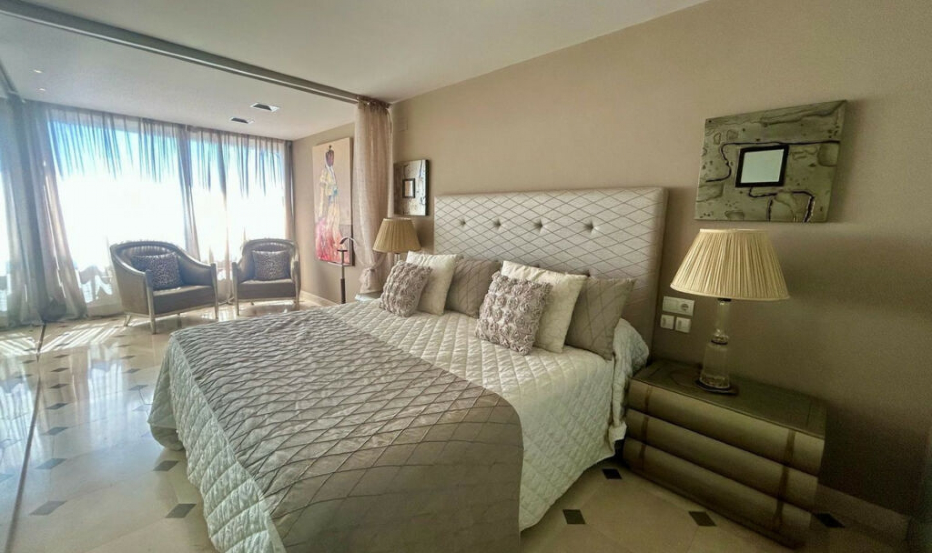 Resale - Apartment -
Benidorm