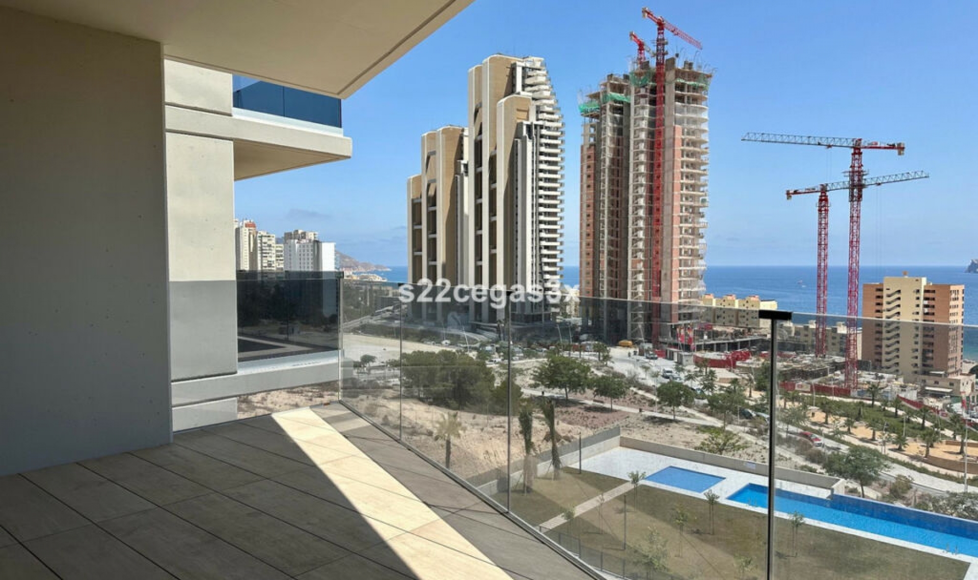 Resale - Apartment -
Benidorm