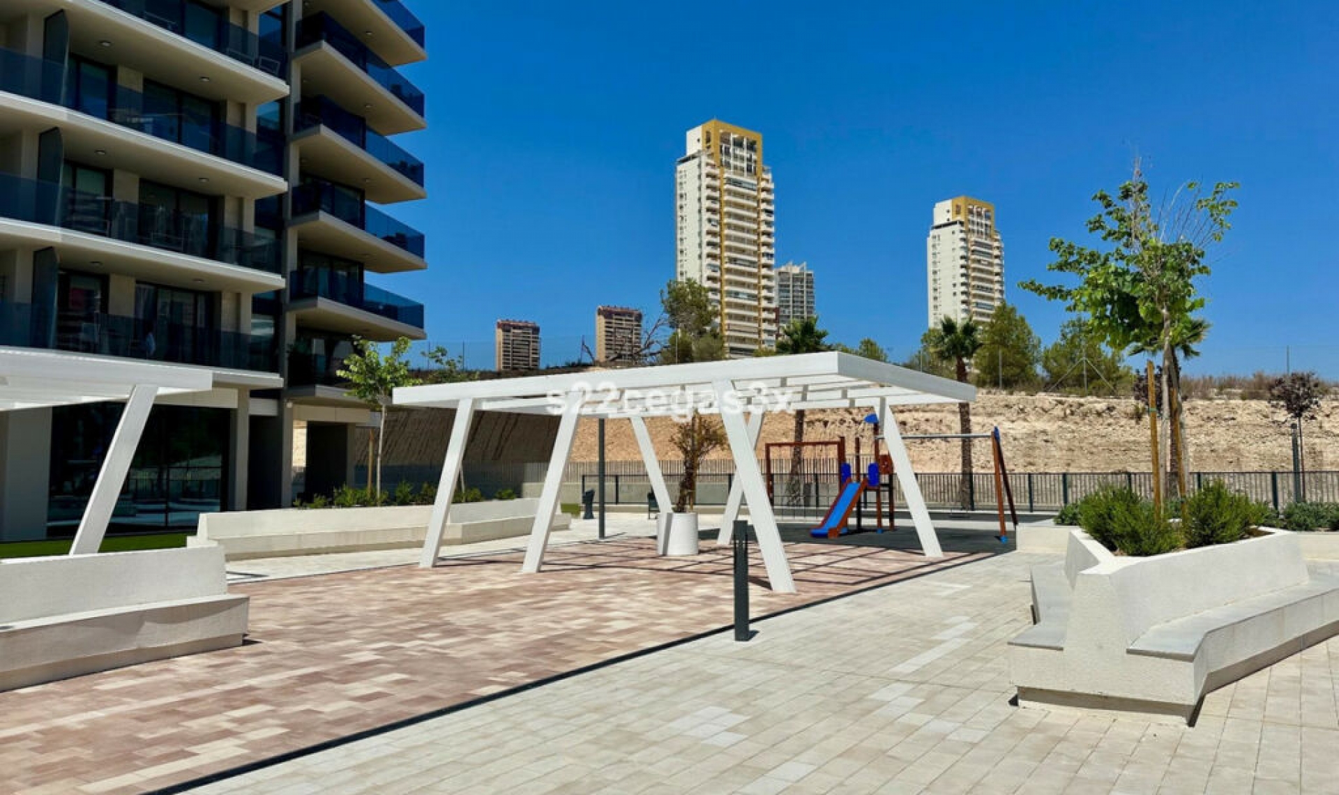 Resale - Apartment -
Benidorm