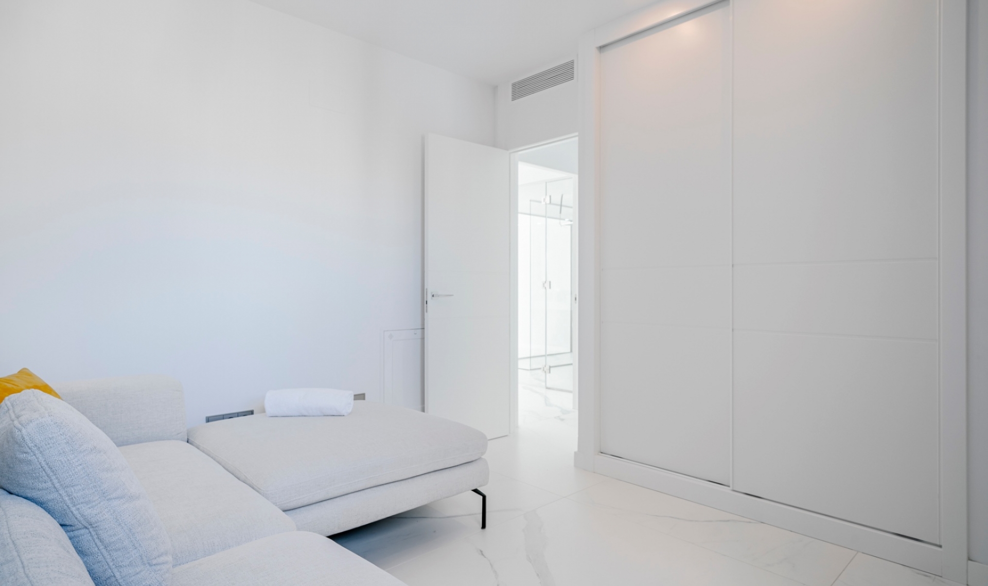 Resale - Apartment -
Benidorm