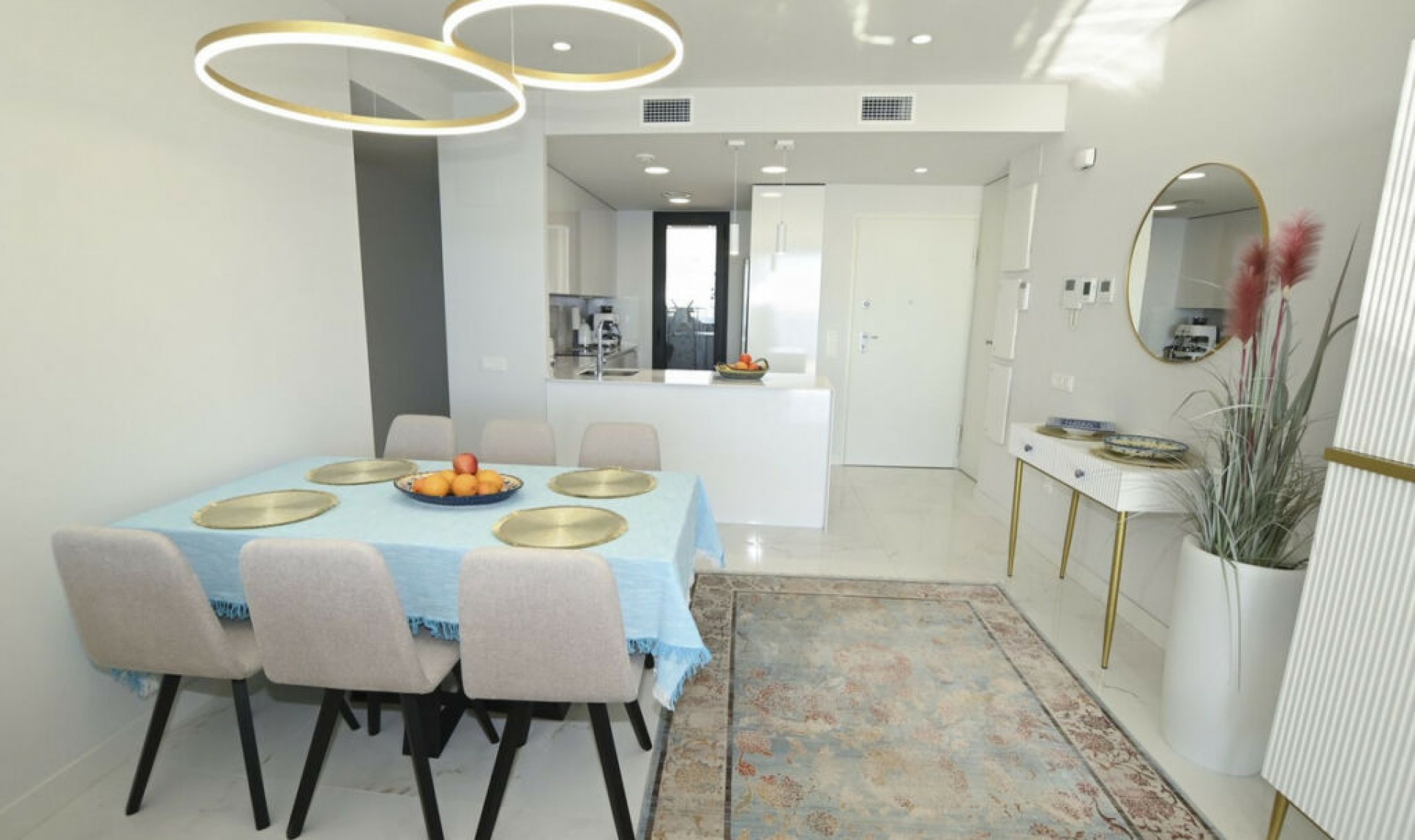 Resale - Apartment -
Benidorm