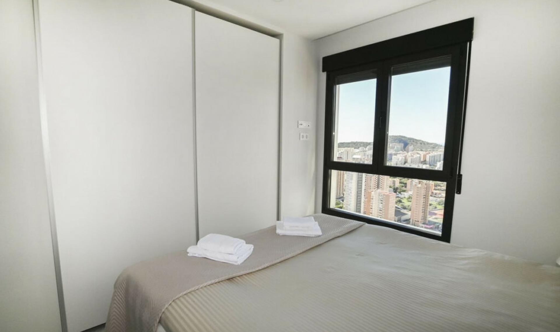 Resale - Apartment -
Benidorm