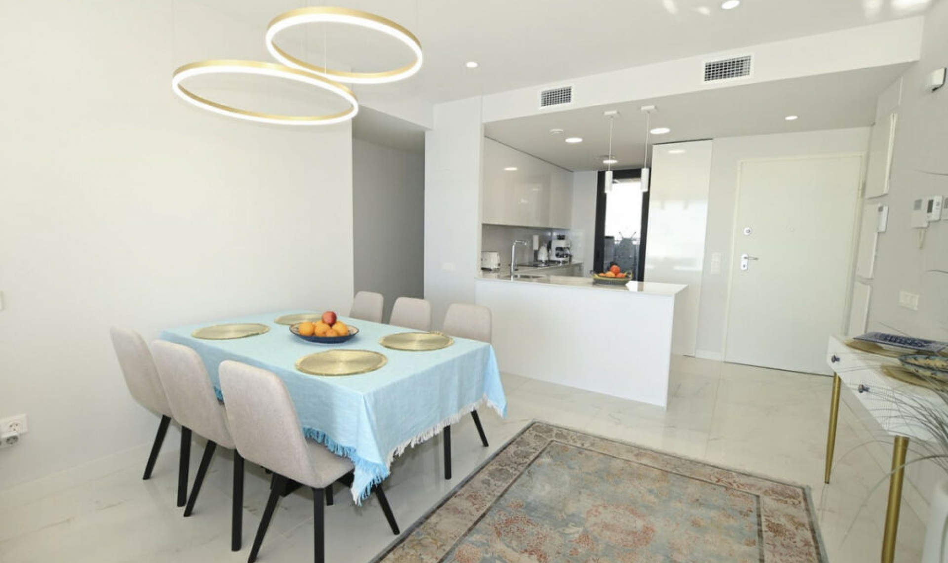 Resale - Apartment -
Benidorm