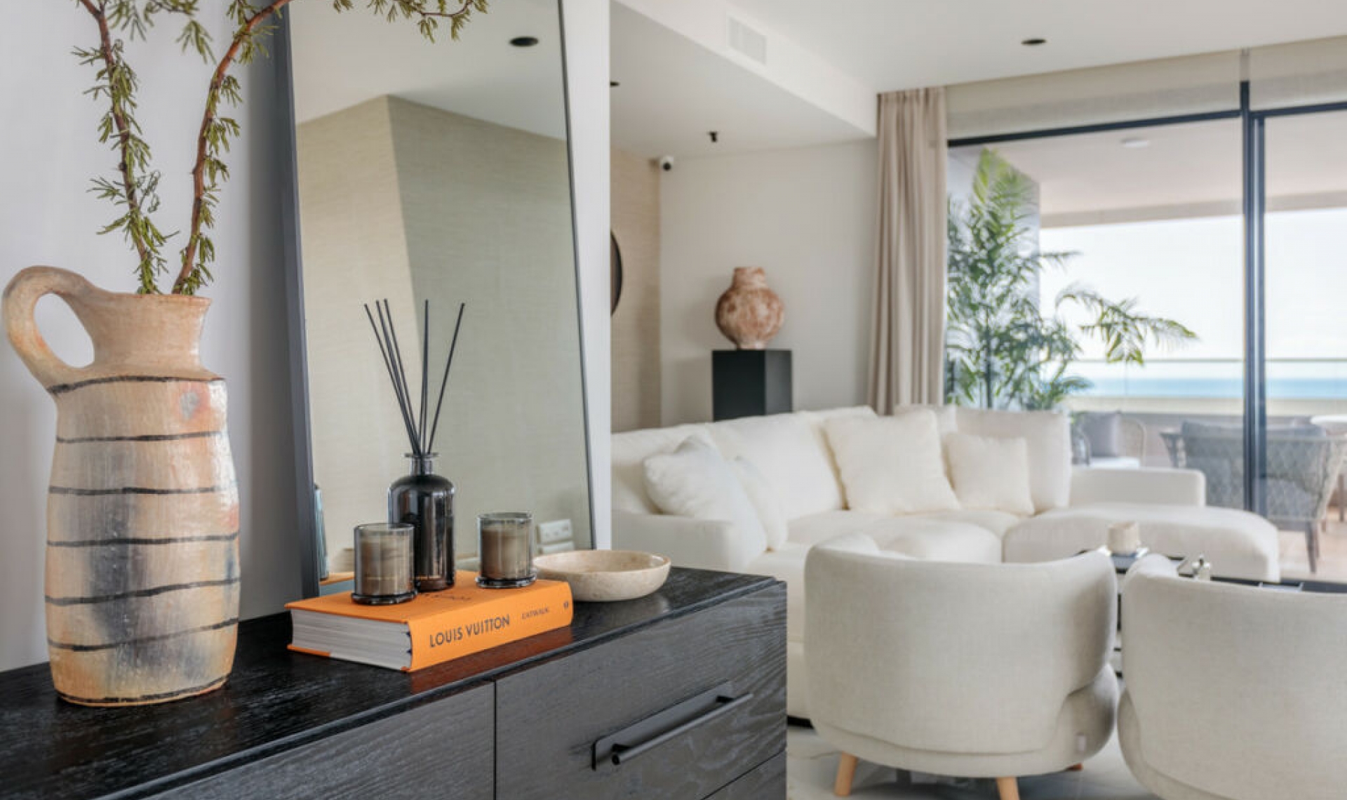 Resale - Apartment -
Benidorm