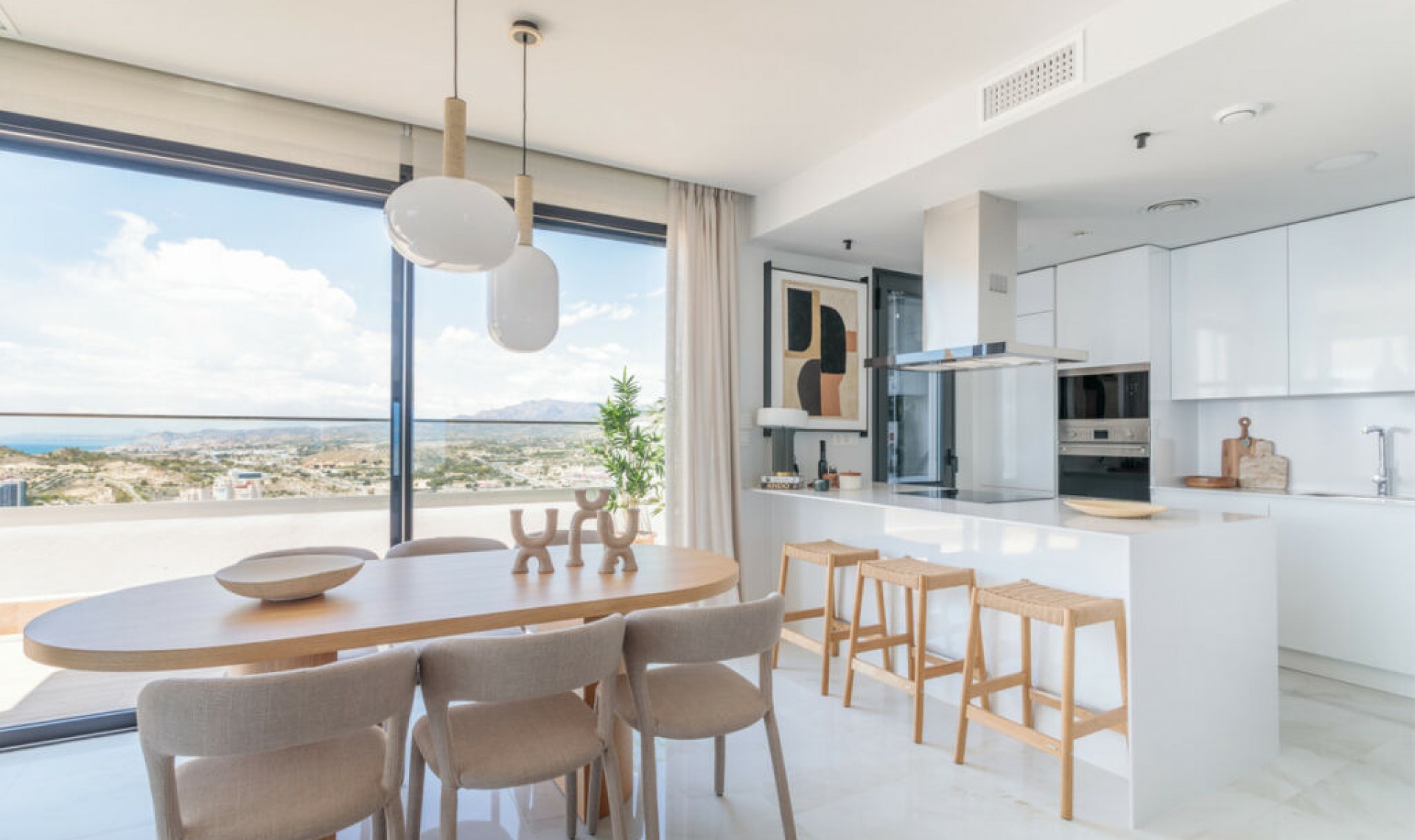 Resale - Apartment -
Benidorm