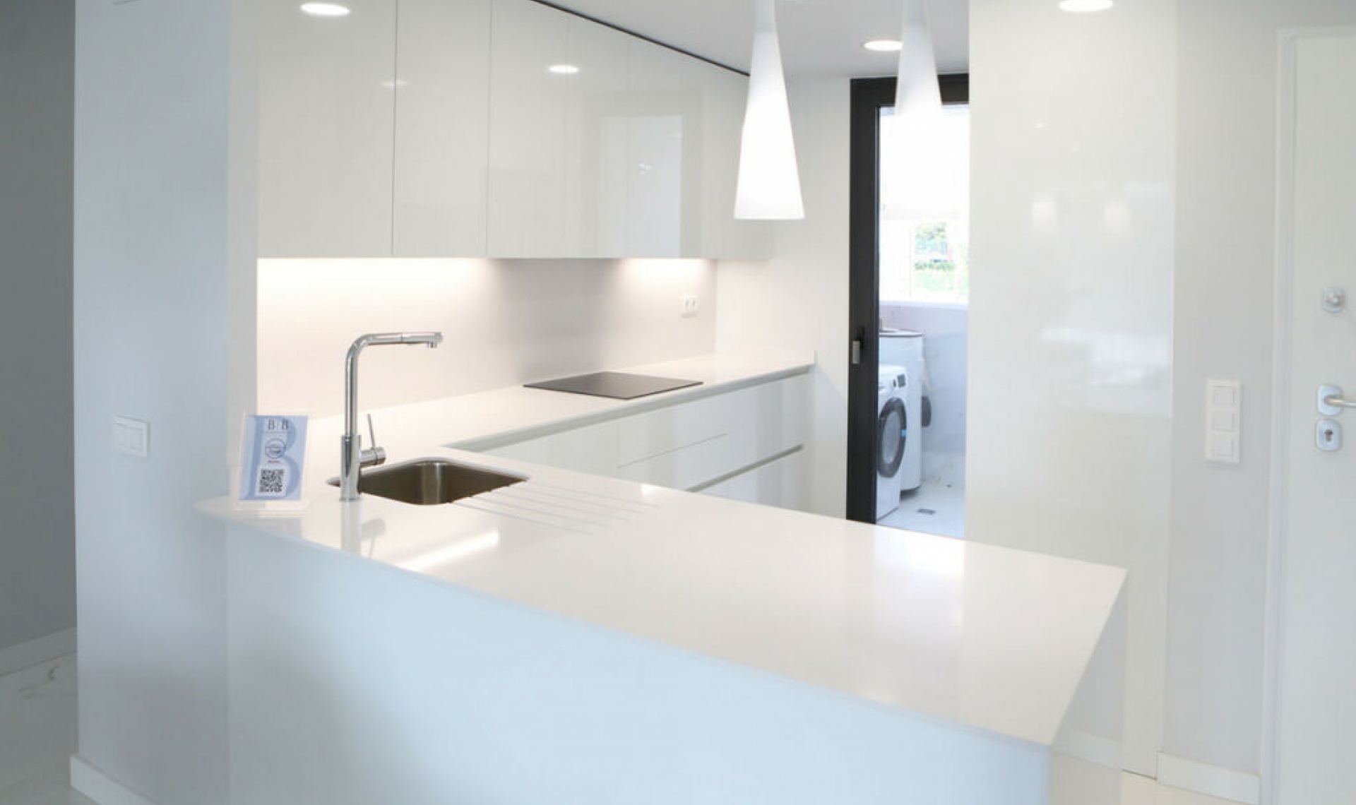 Resale - Apartment -
Benidorm