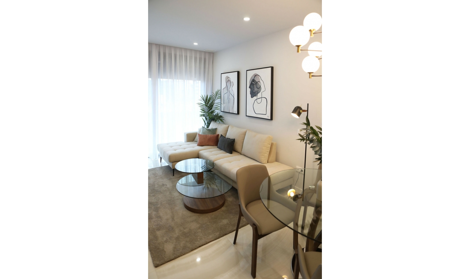 Resale - Apartment -
Benidorm