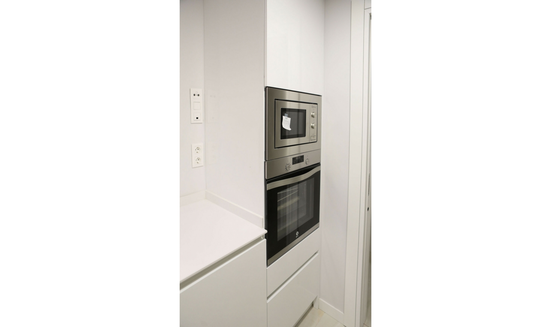 Resale - Apartment -
Benidorm