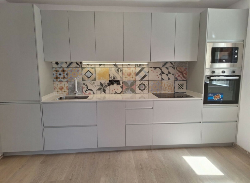 Resale - Apartment -
Benidorm