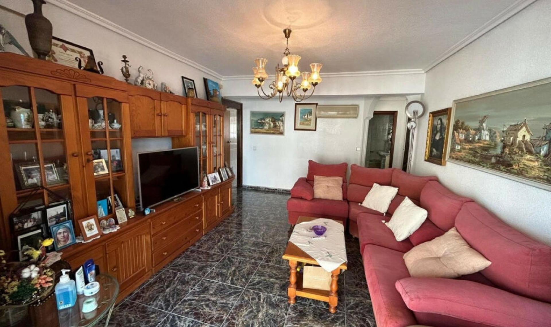 Resale - Apartment -
Benidorm