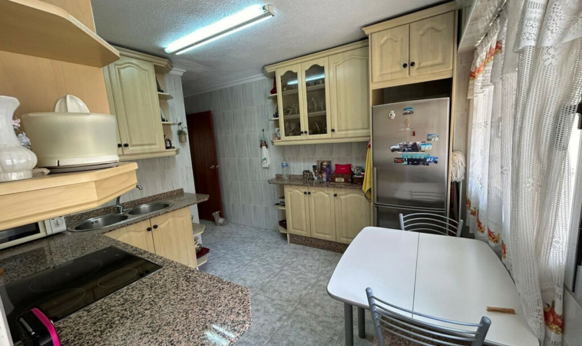 Resale - Apartment -
Benidorm