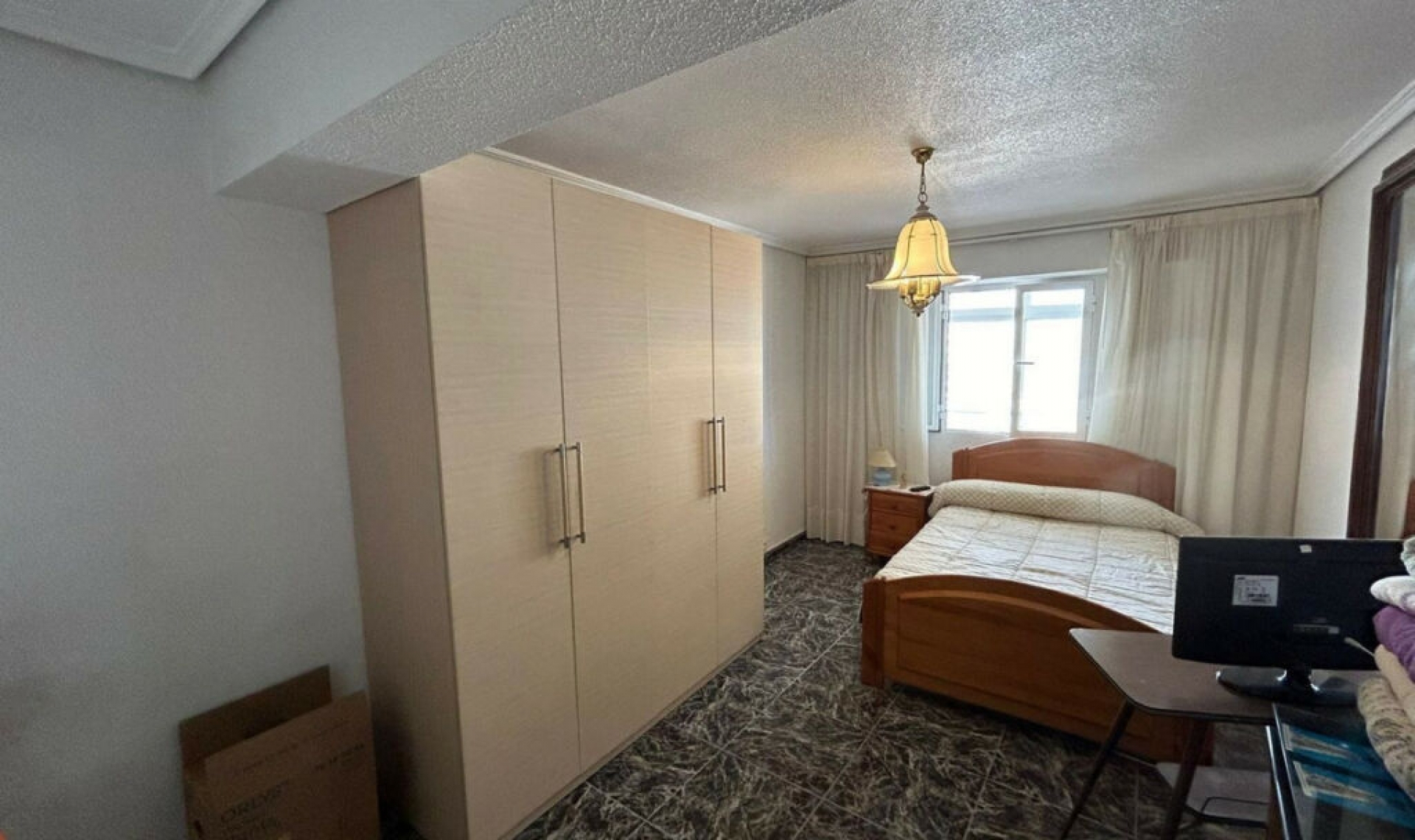 Resale - Apartment -
Benidorm