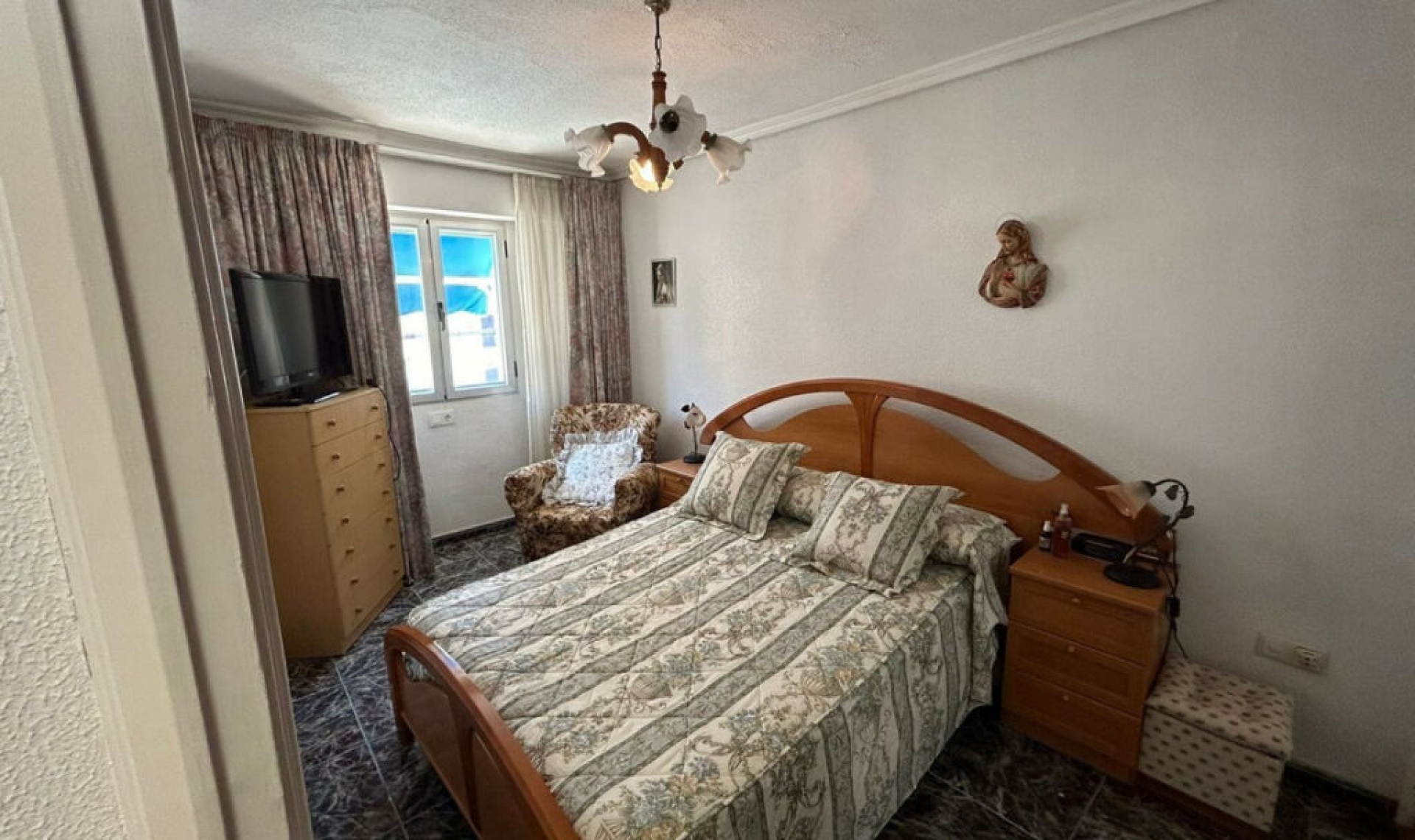 Resale - Apartment -
Benidorm