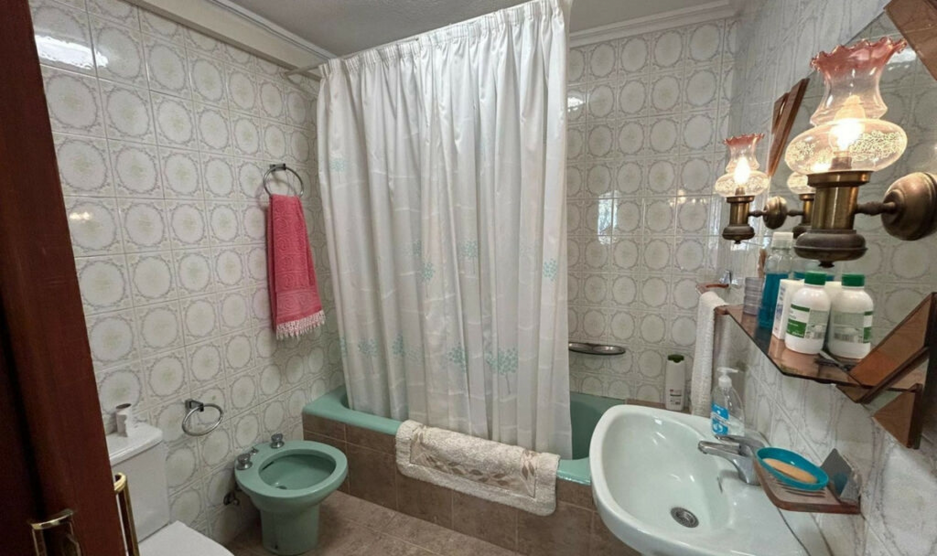 Resale - Apartment -
Benidorm