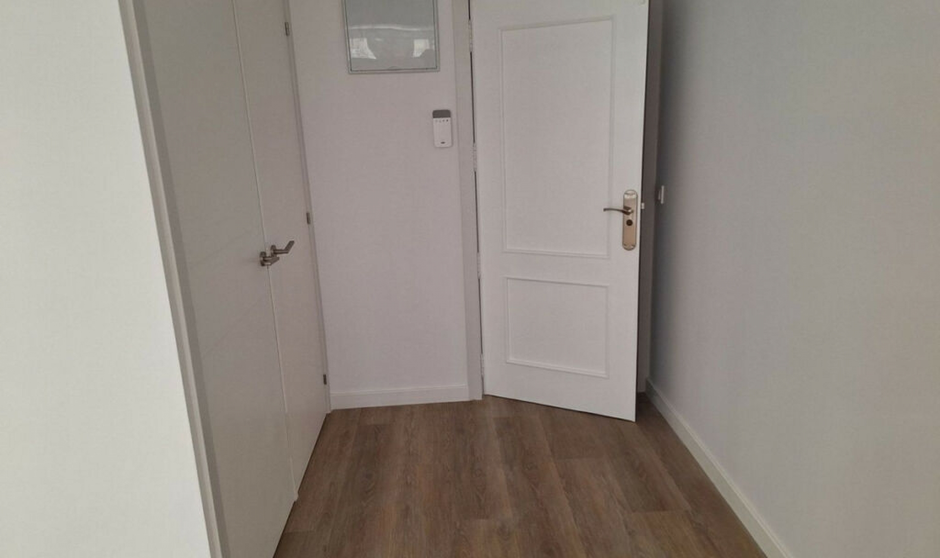 Resale - Apartment -
Benidorm