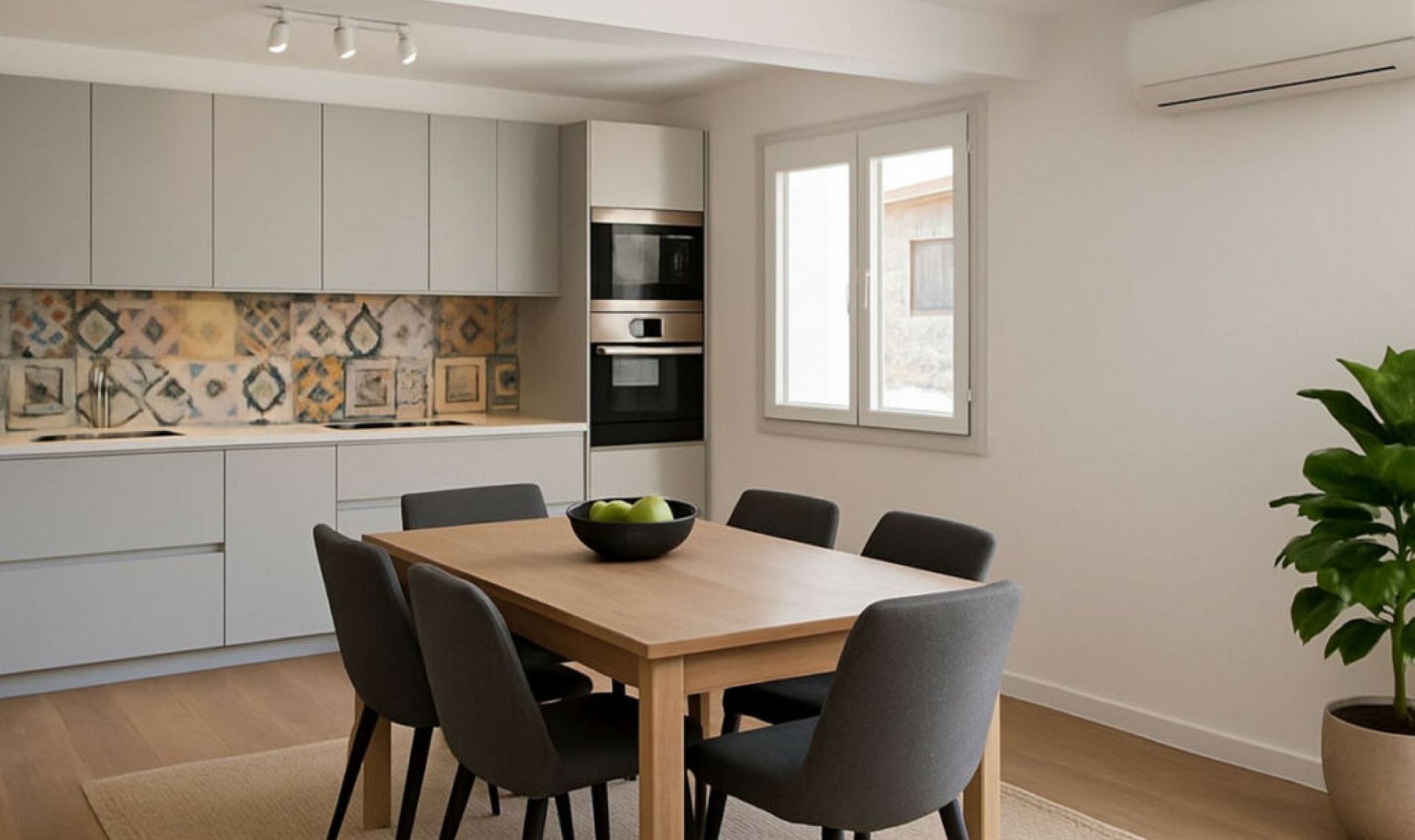 Resale - Apartment -
Benidorm