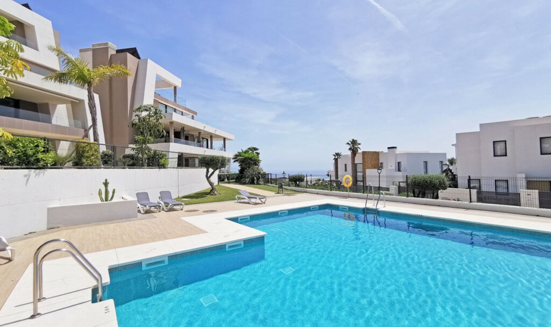 Resale - Apartment -
Cabopino
