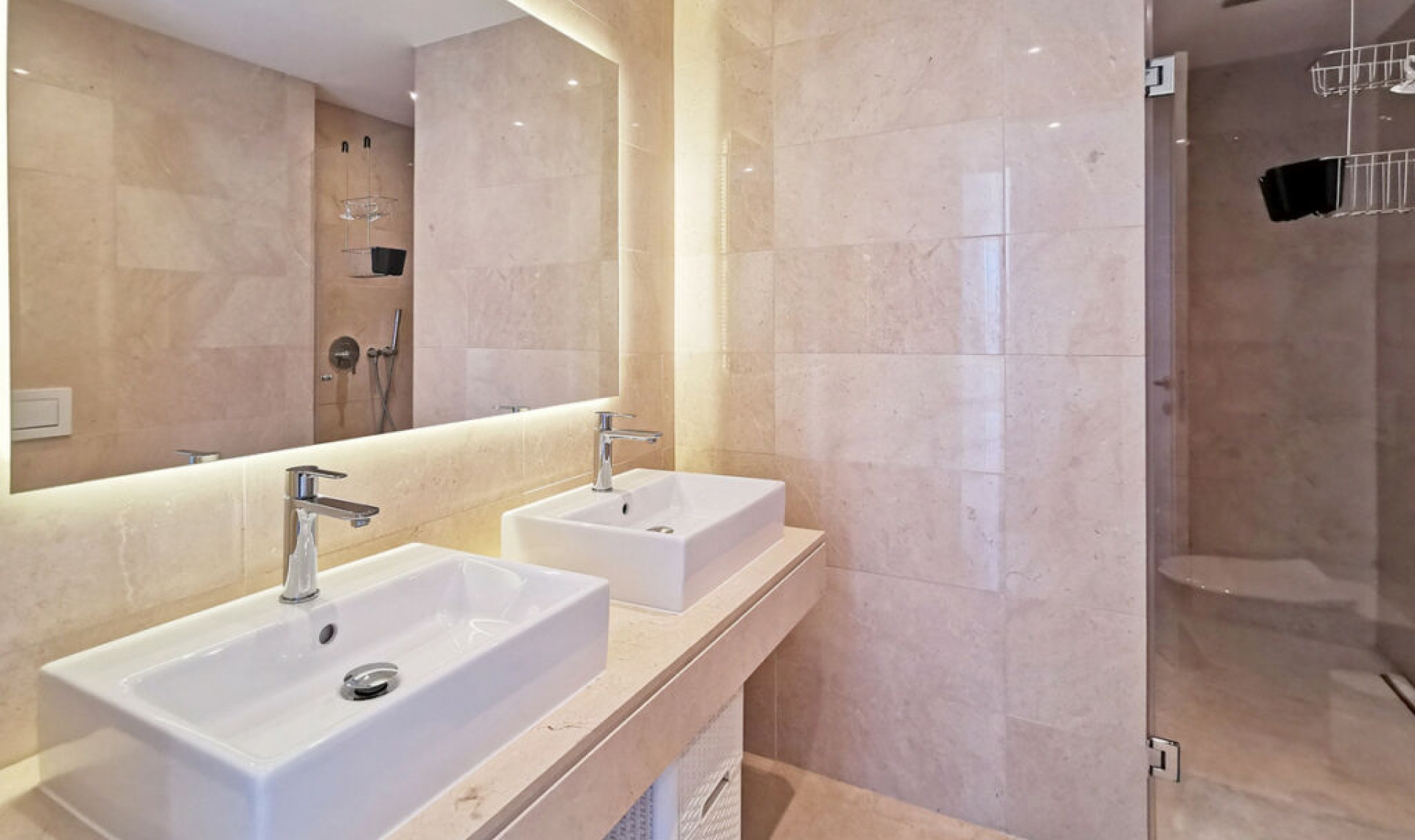 Resale - Apartment -
Cabopino