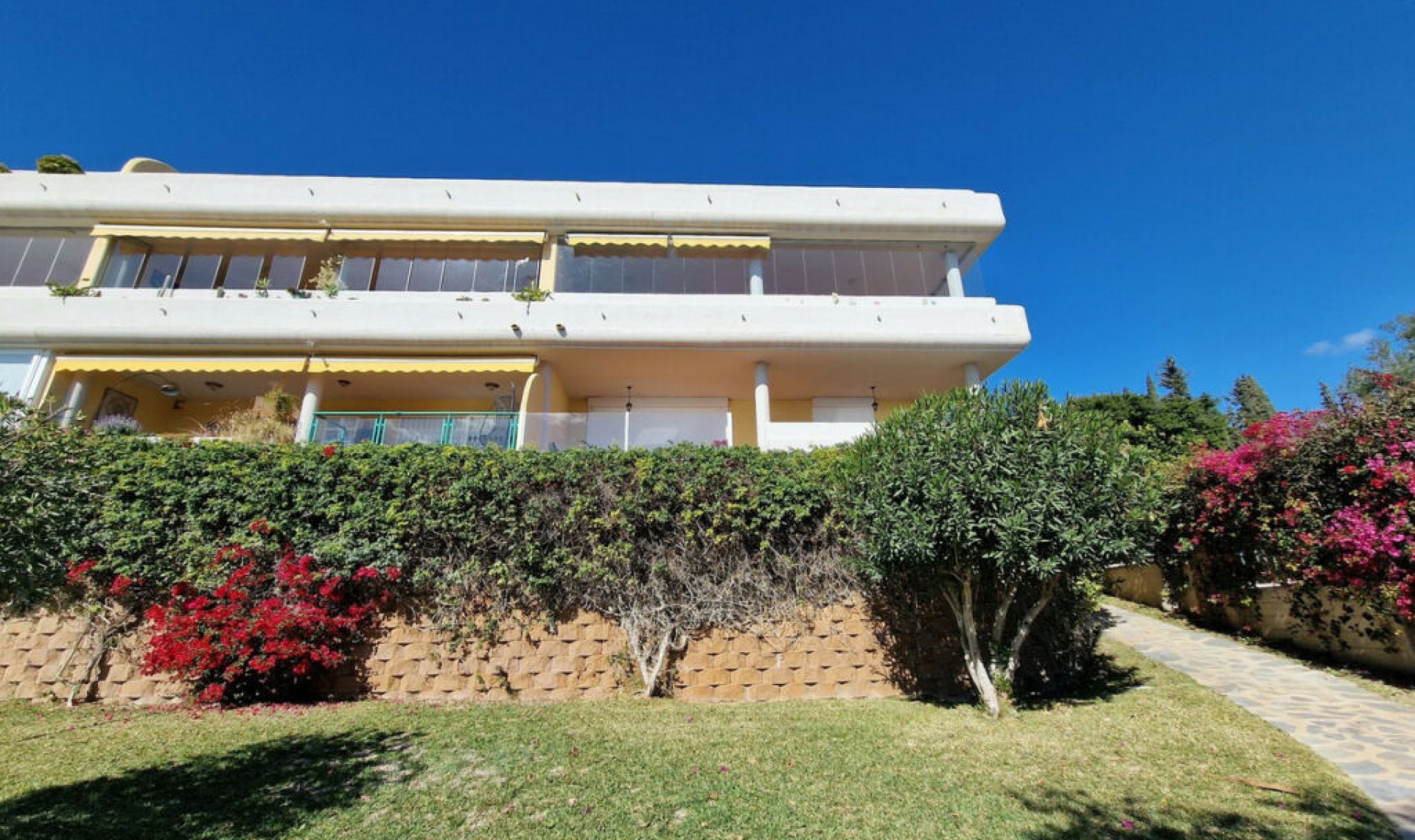 Resale - Apartment -
Cabopino