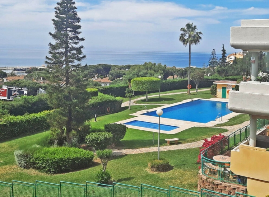 Resale - Apartment -
Cabopino
