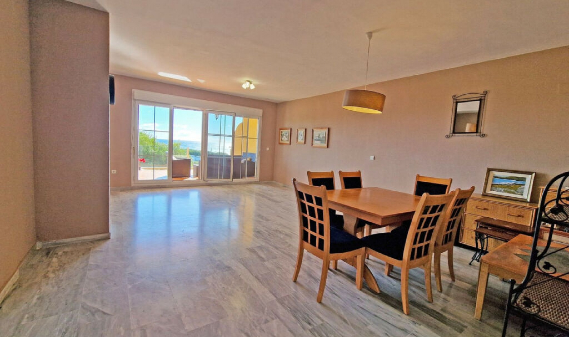 Resale - Apartment -
Cabopino