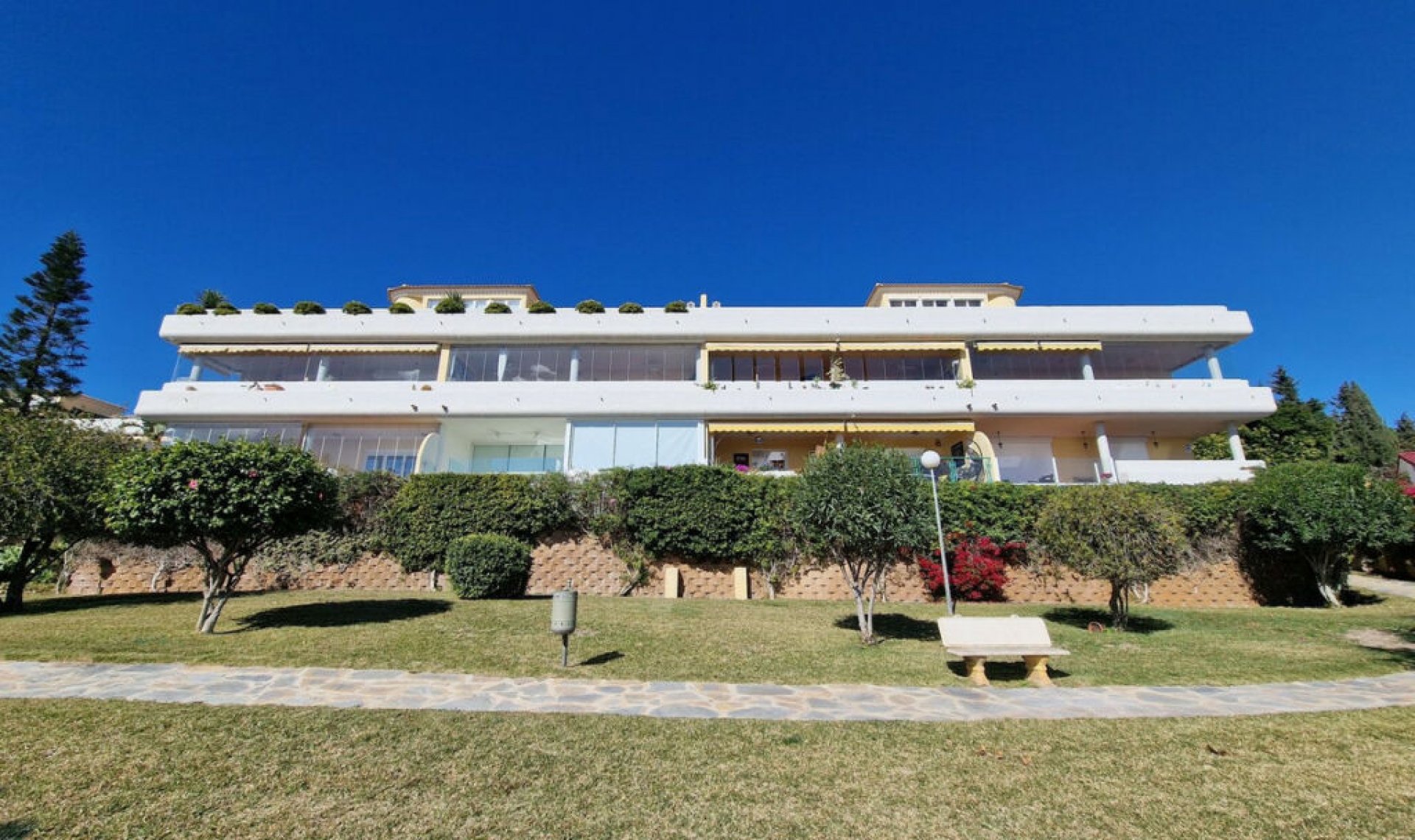 Resale - Apartment -
Cabopino
