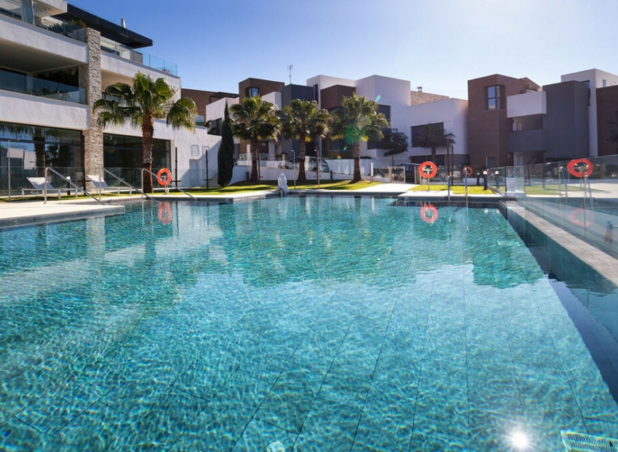 Resale - Apartment -
Cabopino