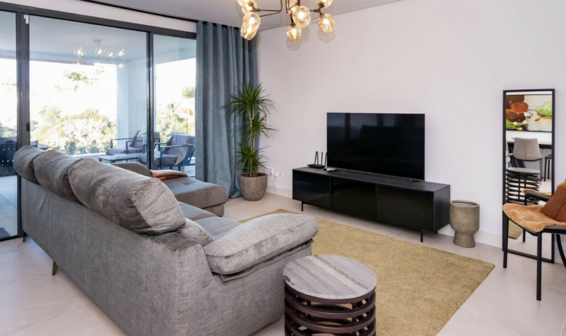 Resale - Apartment -
Cabopino