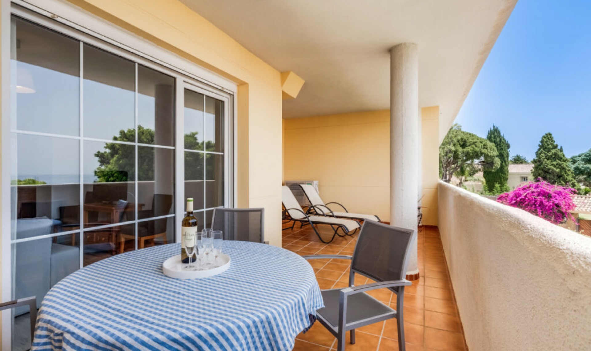 Resale - Apartment -
Cabopino