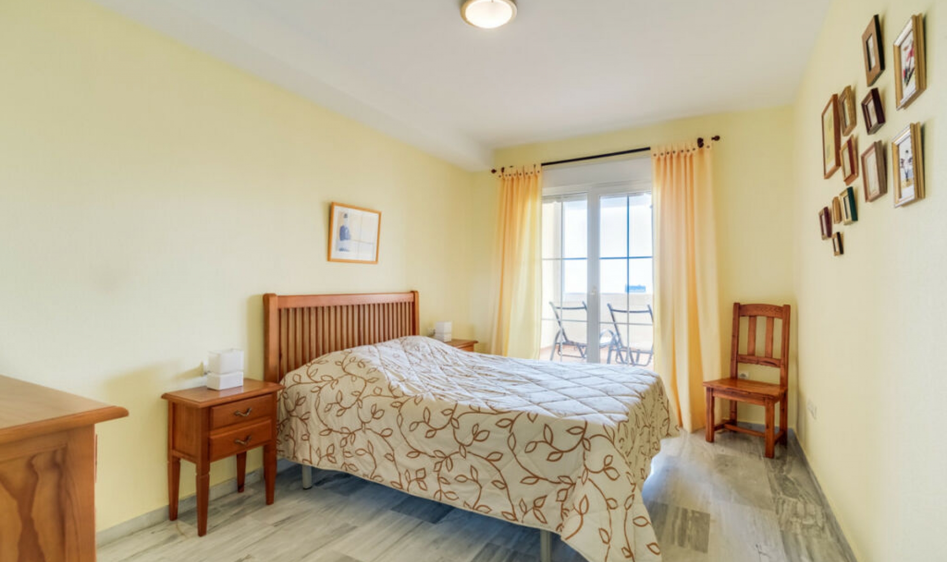 Resale - Apartment -
Cabopino