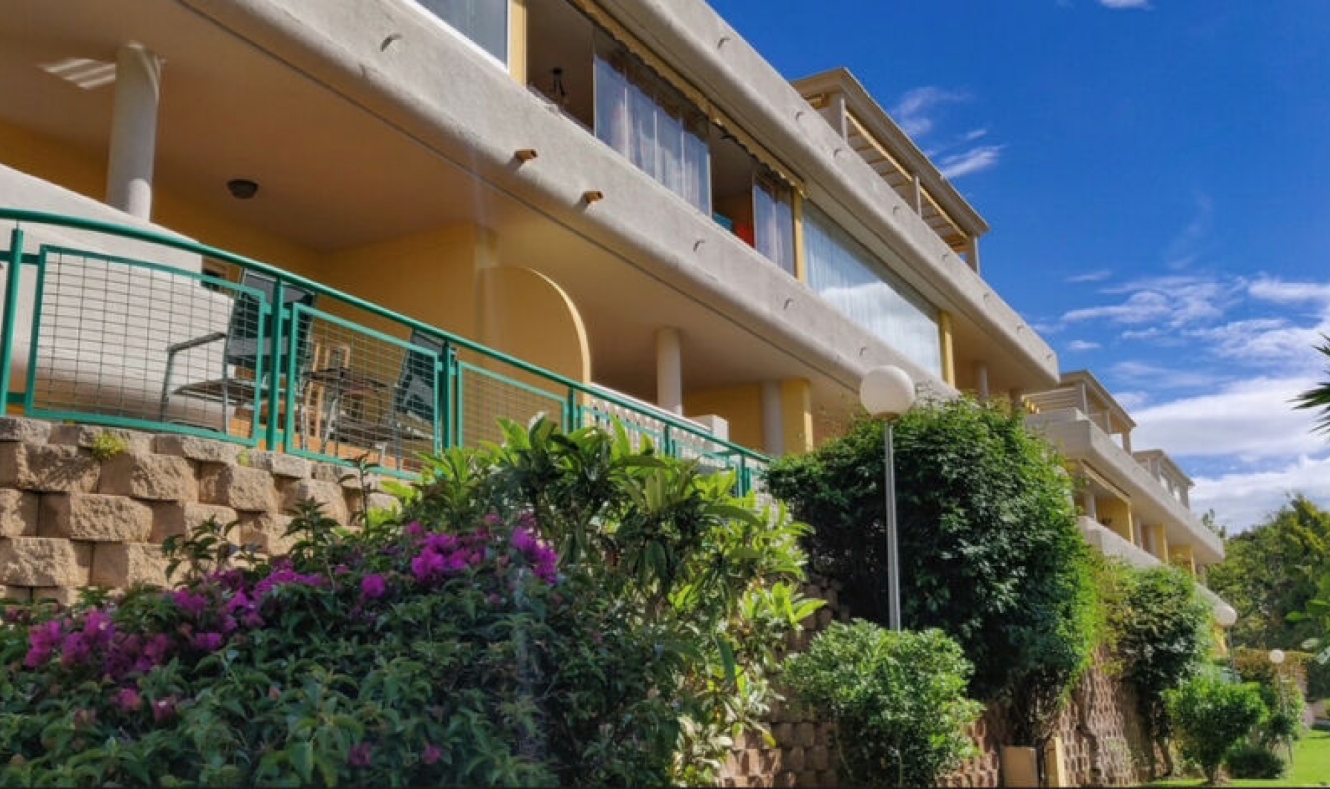 Resale - Apartment -
Cabopino