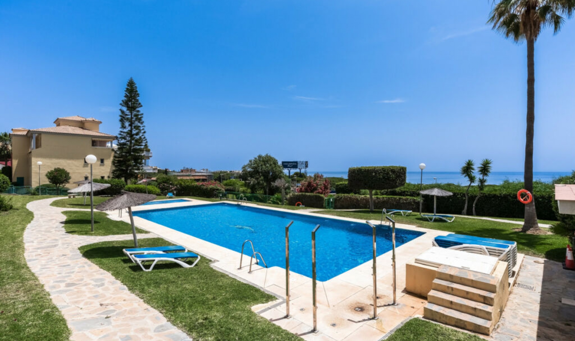 Resale - Apartment -
Cabopino