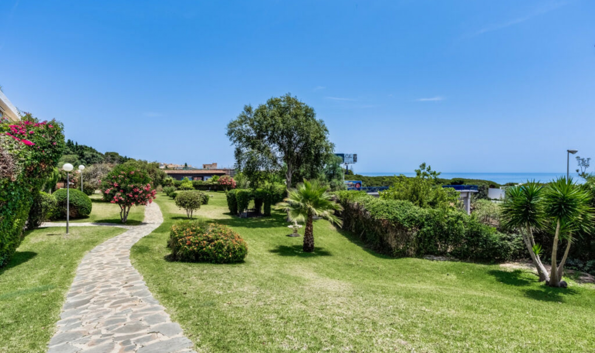 Resale - Apartment -
Cabopino