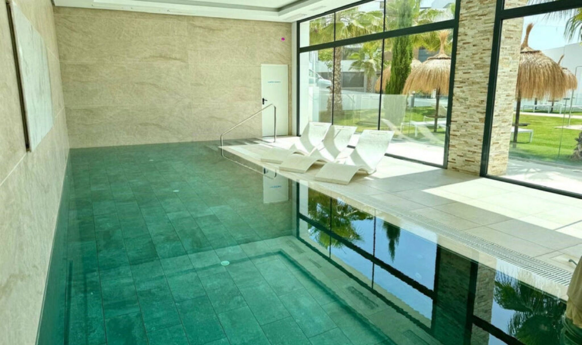Resale - Apartment -
Cabopino