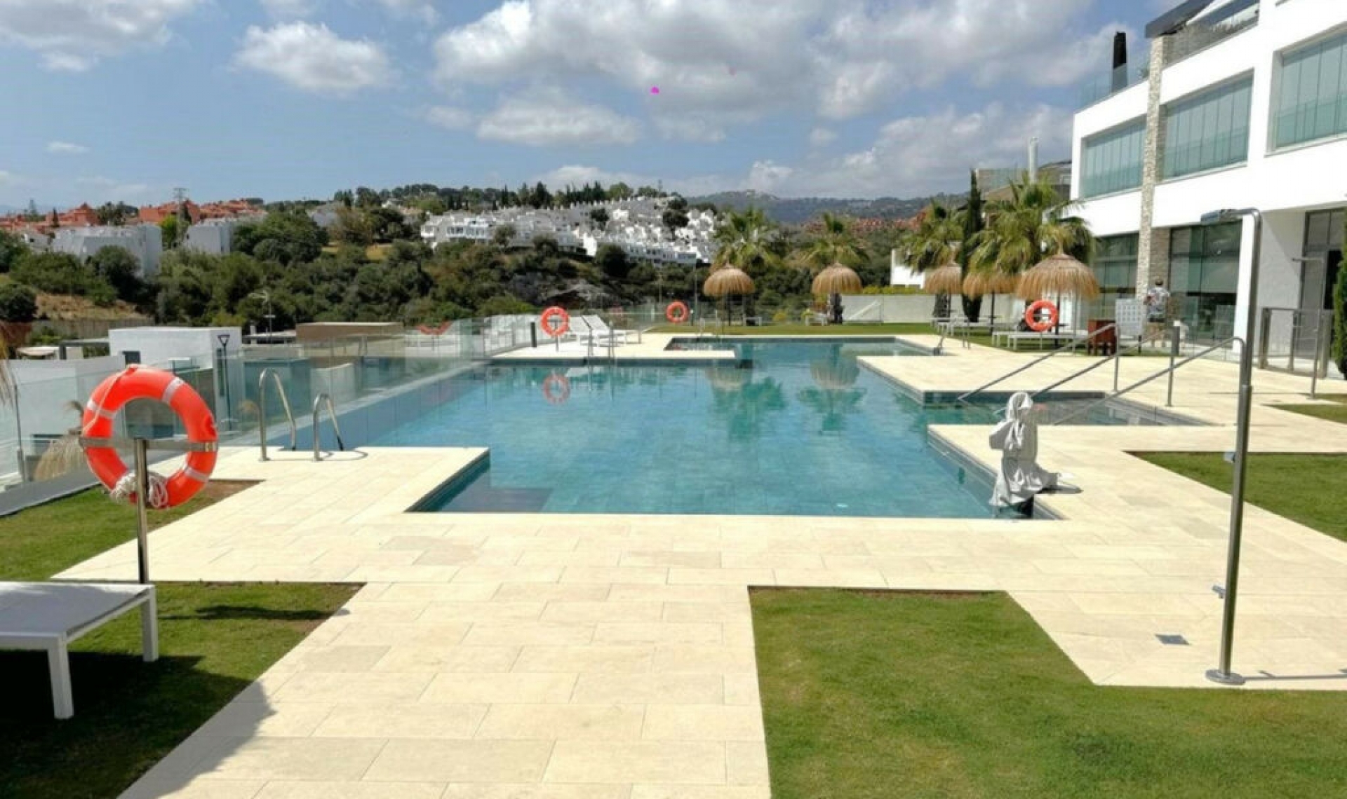 Resale - Apartment -
Cabopino