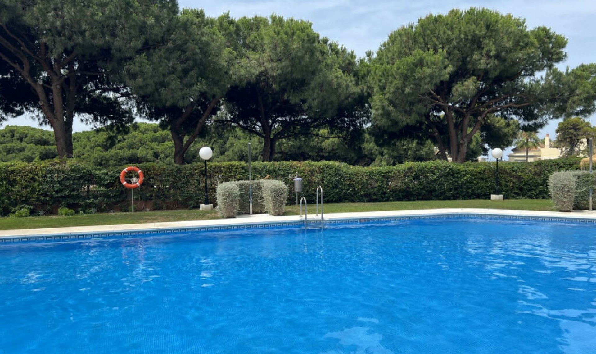 Resale - Apartment -
Cabopino