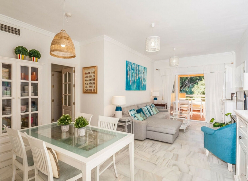 Resale - Apartment -
Cabopino