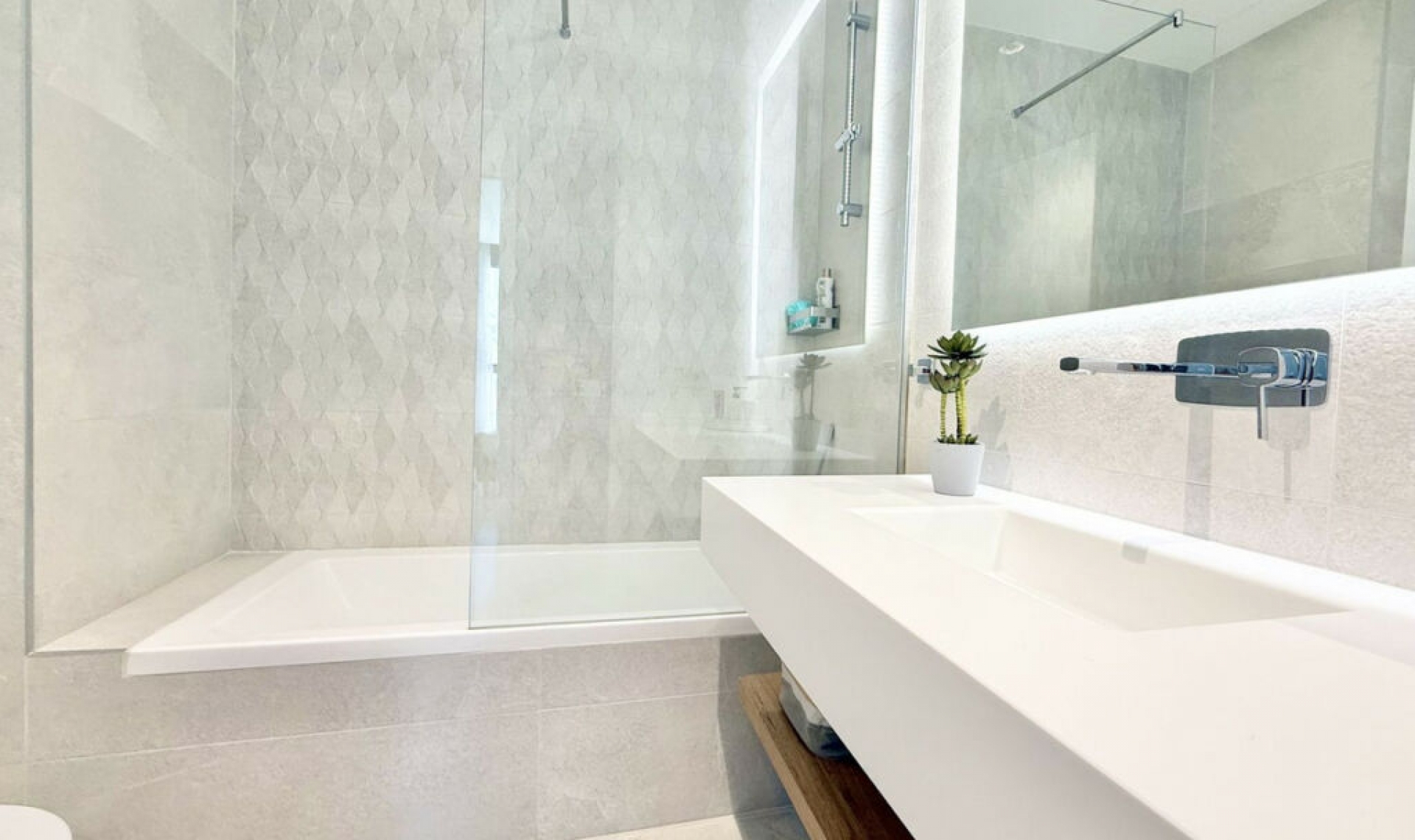 Resale - Apartment -
Cabopino