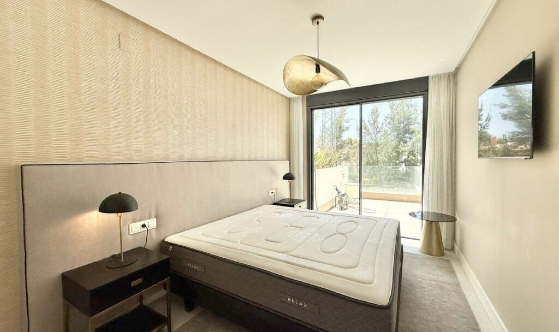 Resale - Apartment -
Cabopino